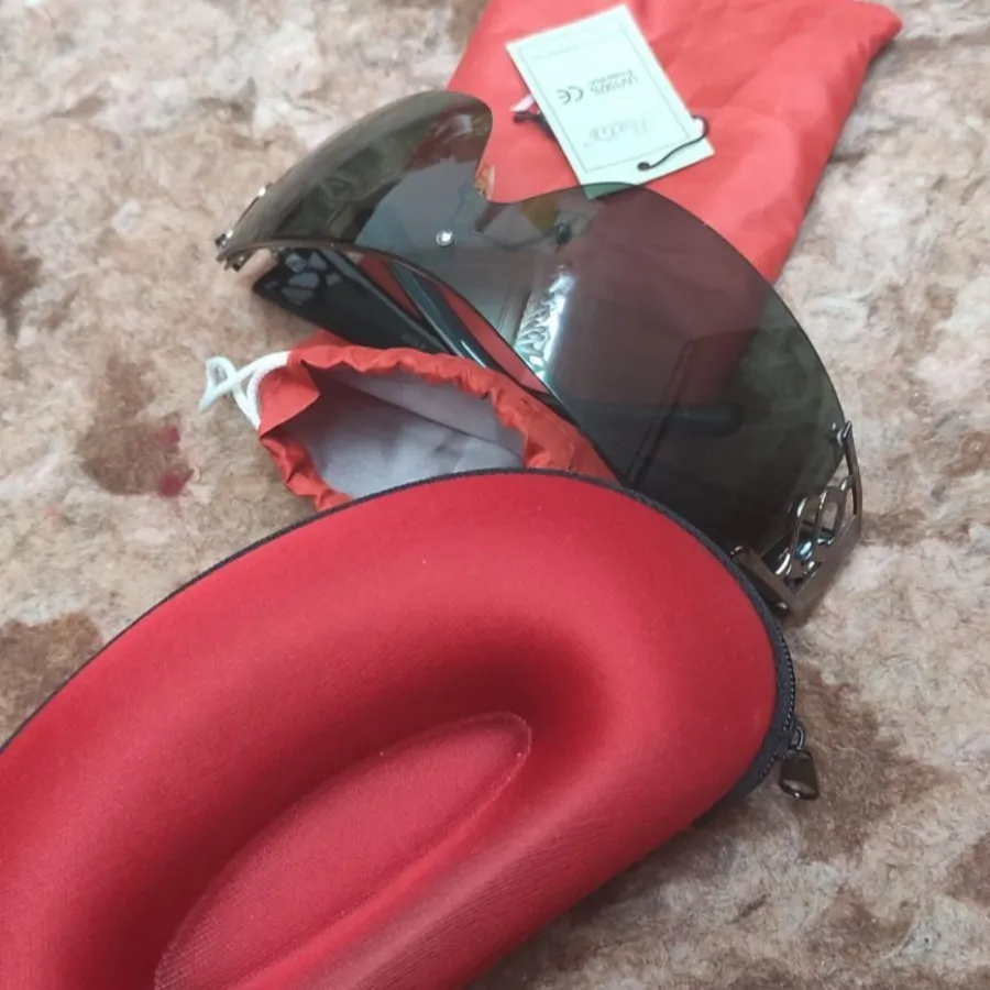 عینک آفتابی زنانه