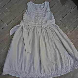 پیراهن سفید مجلسی دخترانه