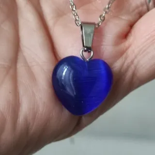 گردنبند زیبای قلب سنگی