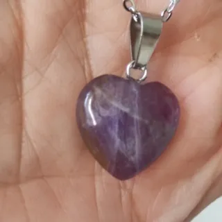 گردنبند زیبای قلب سنگی