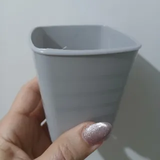 لیوان پلاستیکی