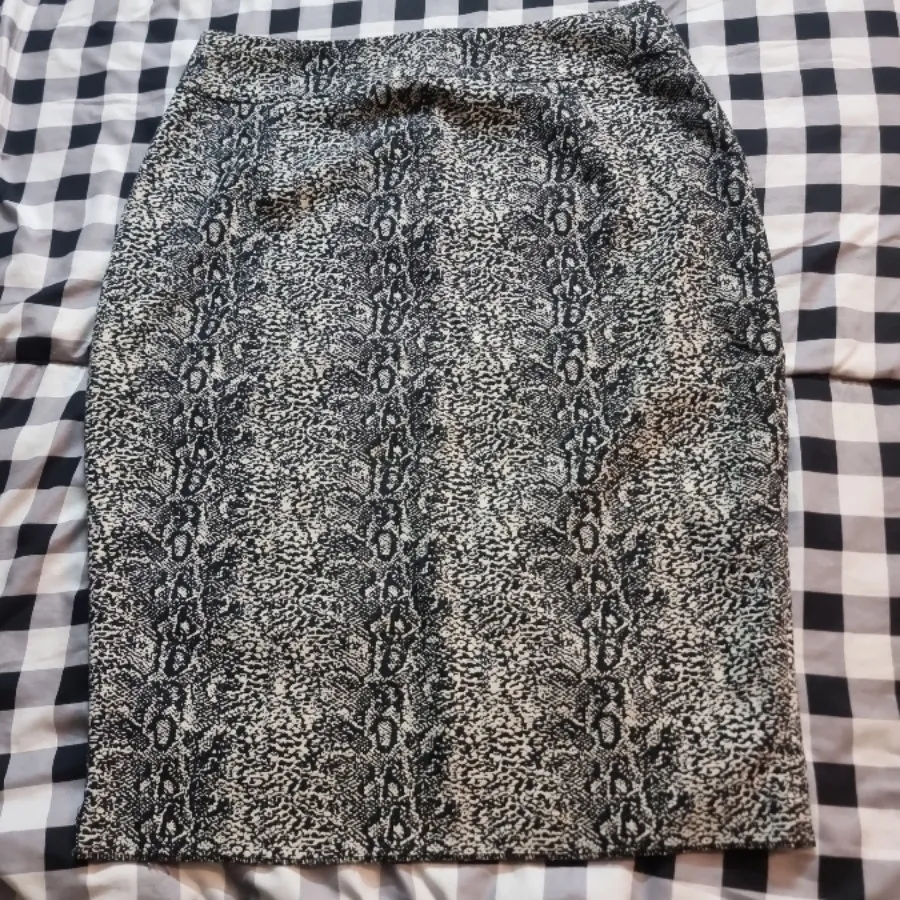 دامن پوست ماری