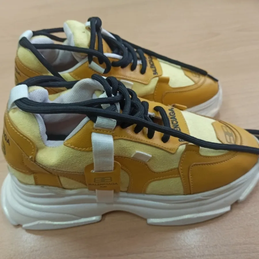 کتانی برند با لنسیگا