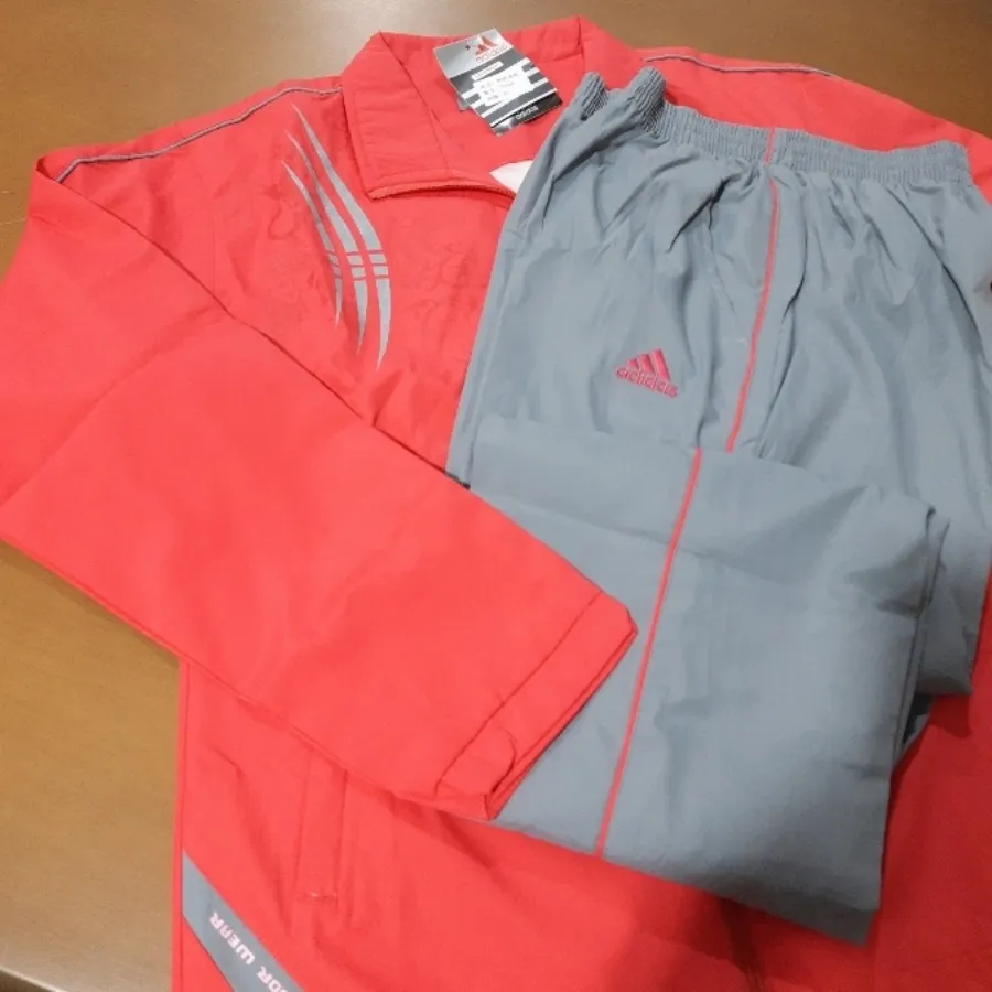 ست ورزشی Adidas