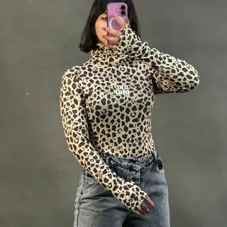 بادی یقه اسکی