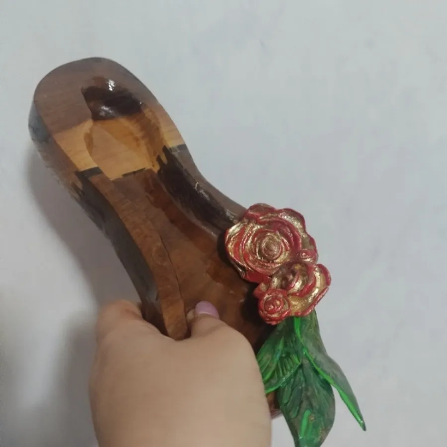 ظرف بسیار خاص دستسلز