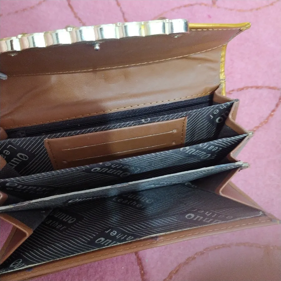 کیف پول دخترانه