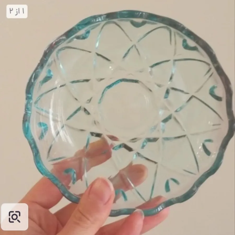 پیاله های کریستال آبی