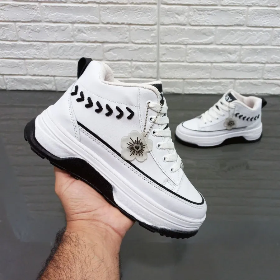 کتونی لژدار