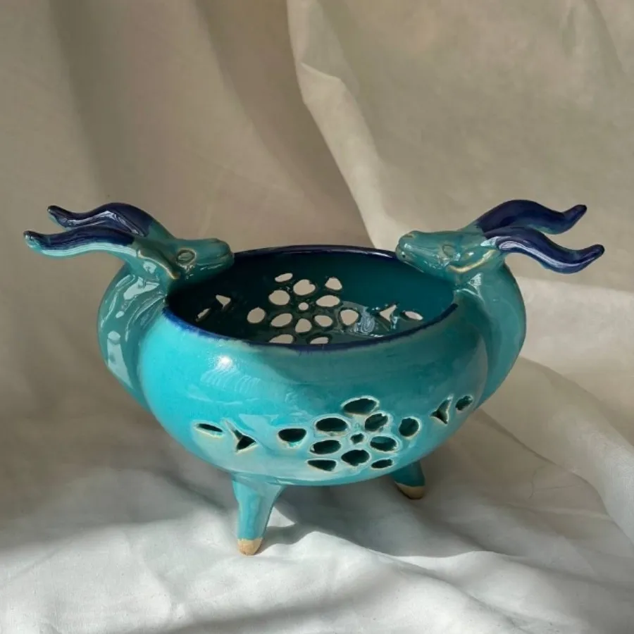 شکلات خوری گوزنی کار دست