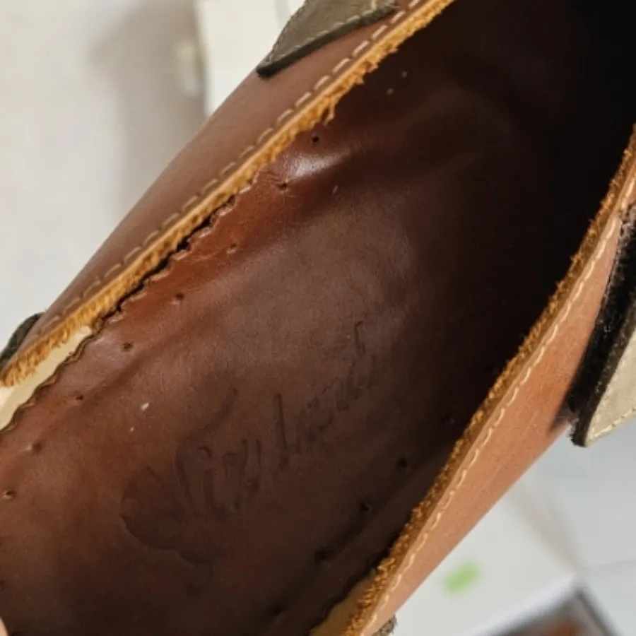 کفش قهوه ای زنانه