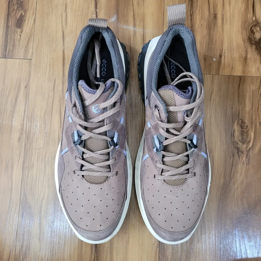 کتونی کوهنوردی پیاده روی