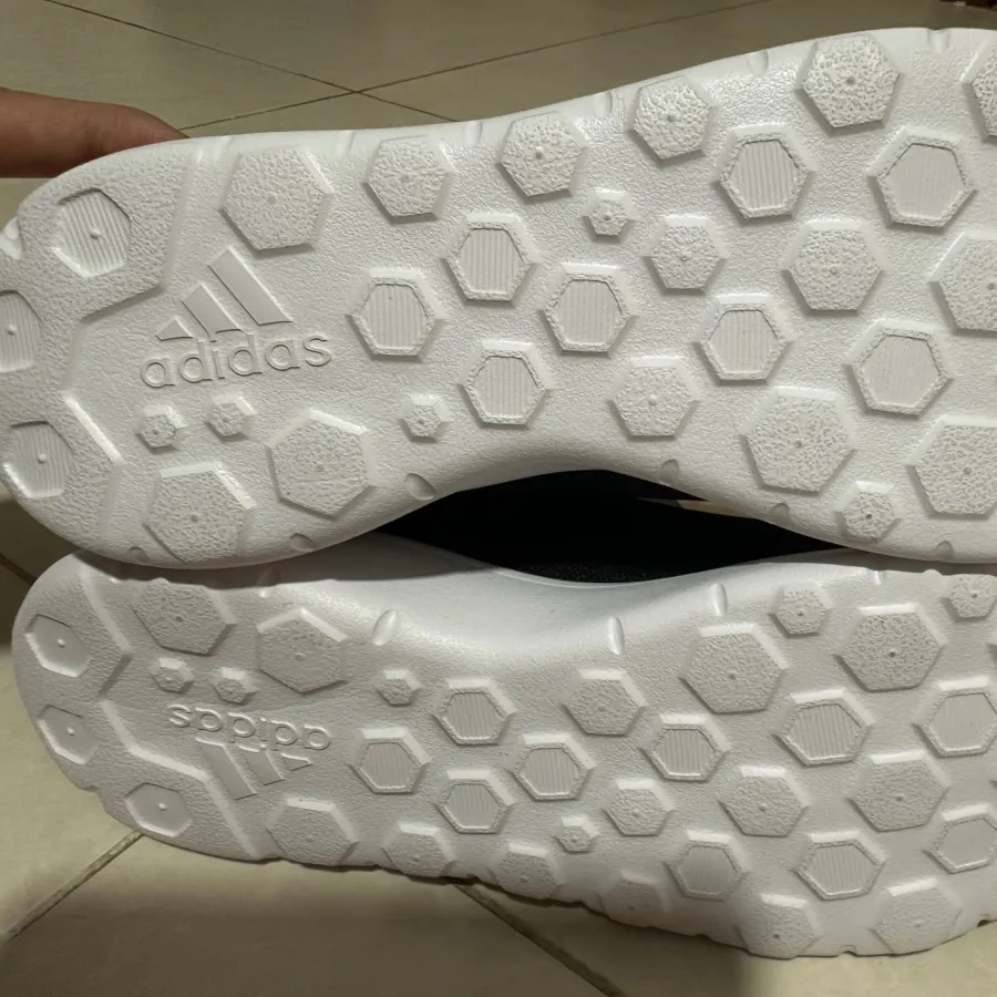 کفش کتونی آدیداس اورجینال