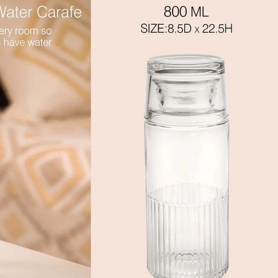 بطری شیشه و لیوان