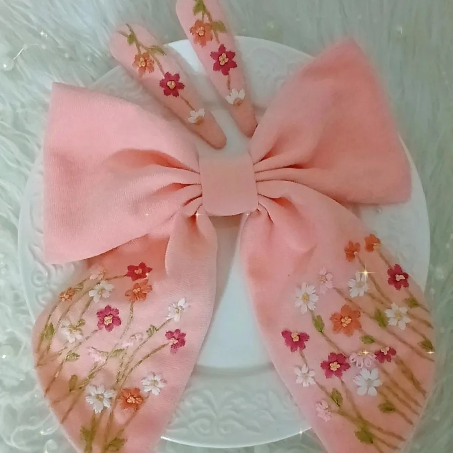 پاپیون مو گلدوزی