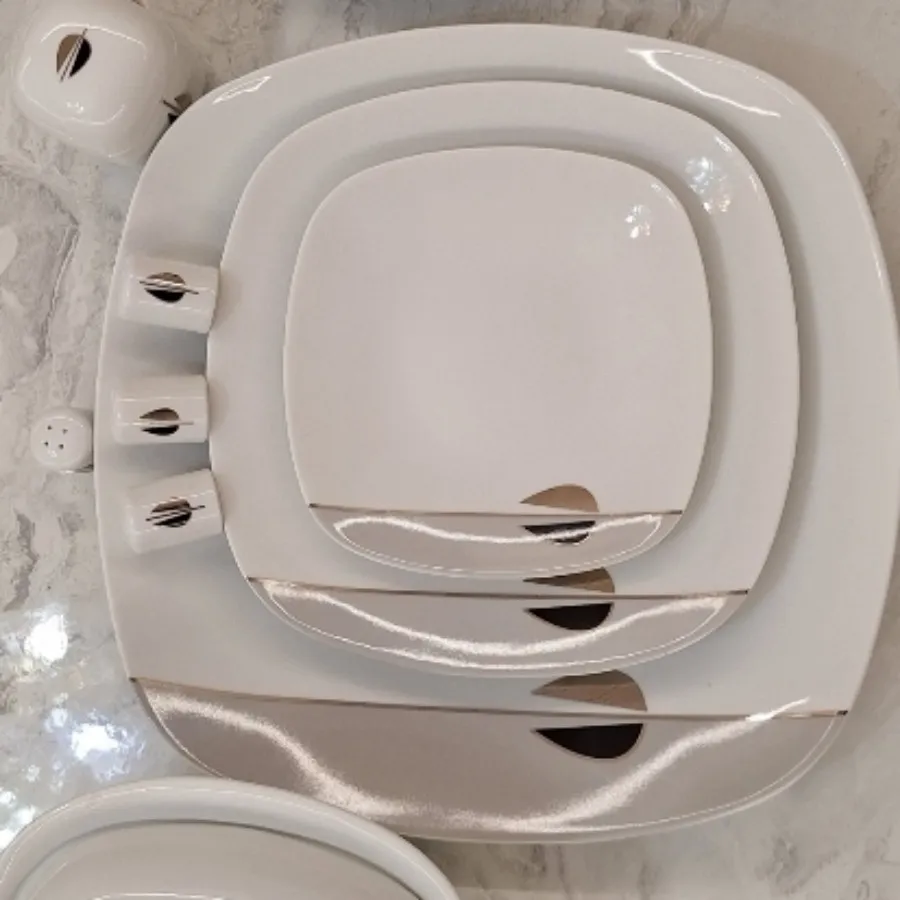 سرویس غذاخوری لاله