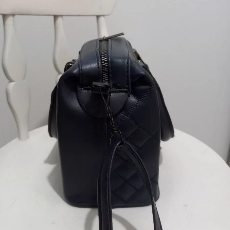 کیف صندوقی جادار