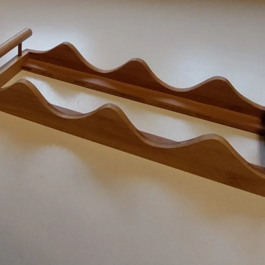 استند نگهدارنده چوبی