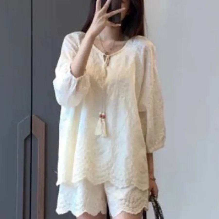 ست کراپ وشورتک خامه دوزی