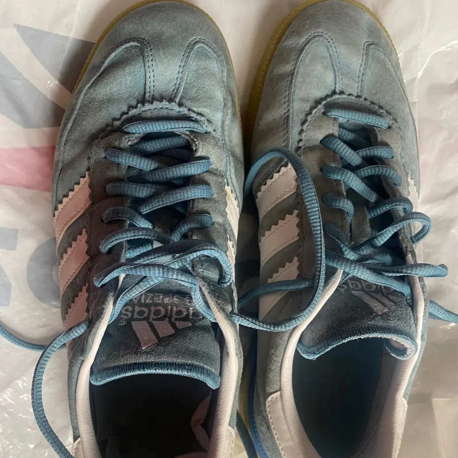 کفش ورزشی ادیداس اصل