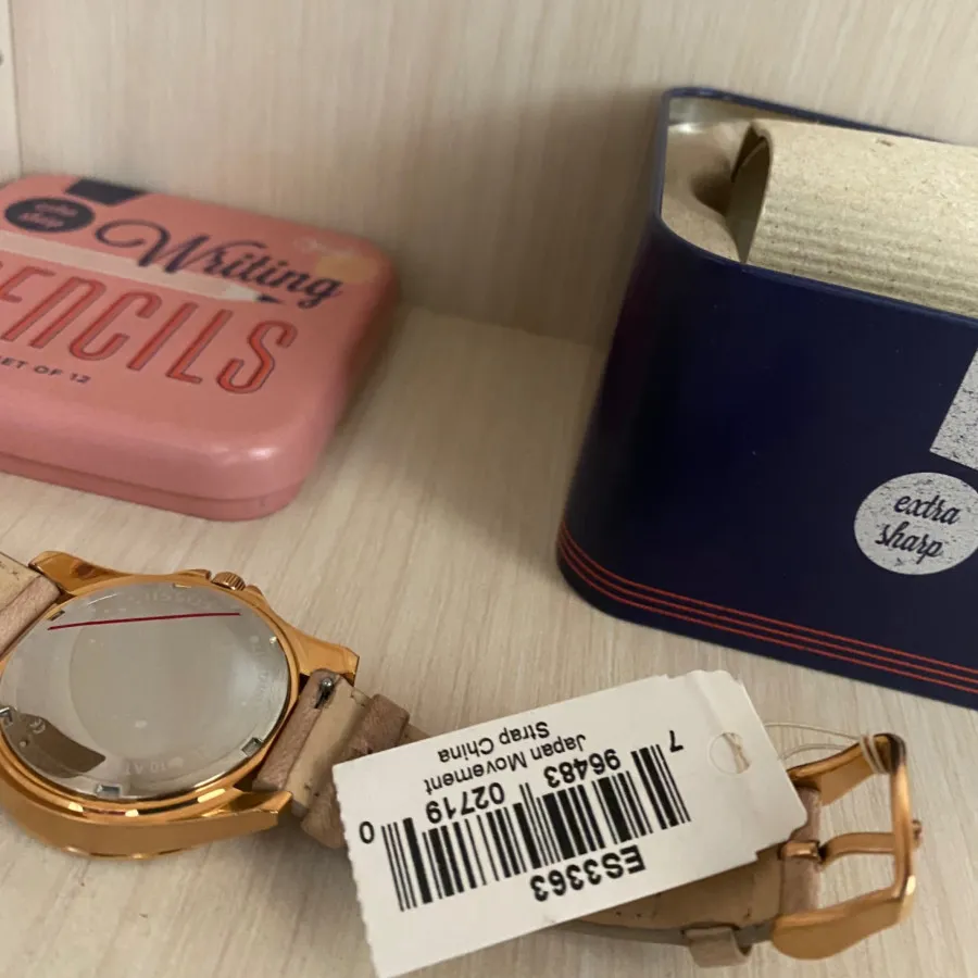 ساعت آکبند فسیل