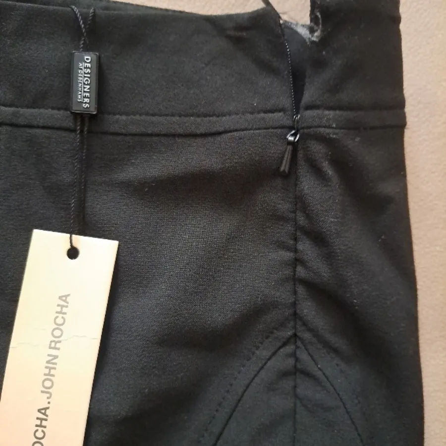 دامن از انگلیس