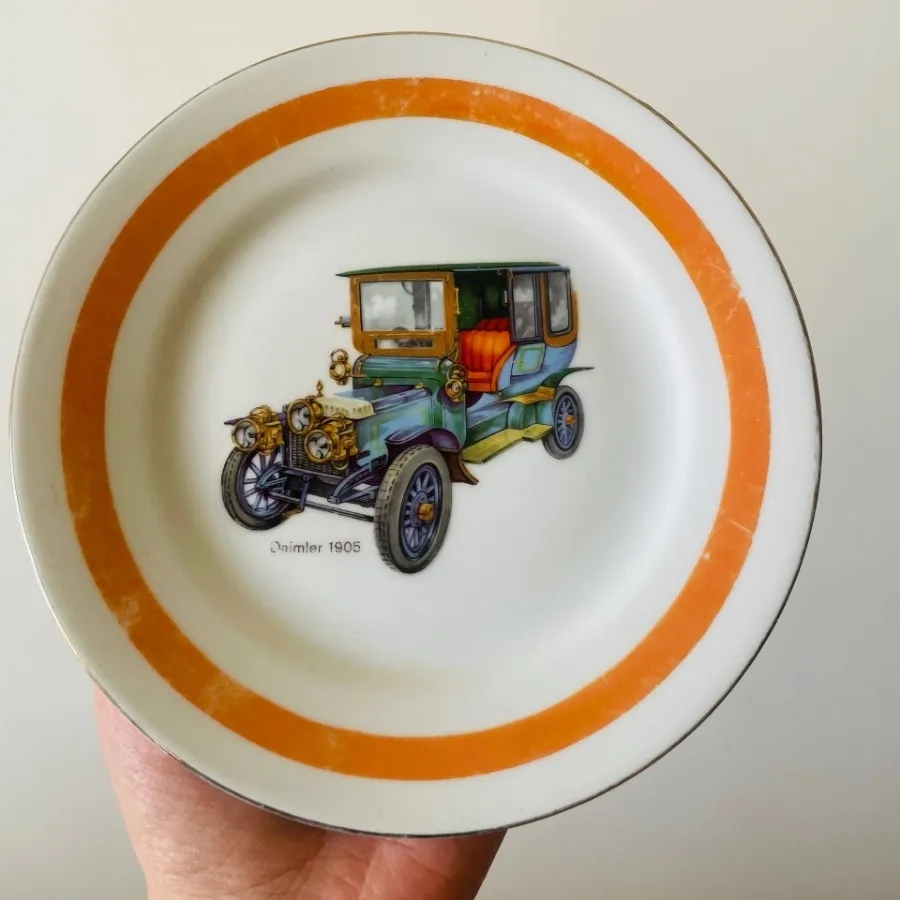 بشقاب طرح ماشین کلاسیک