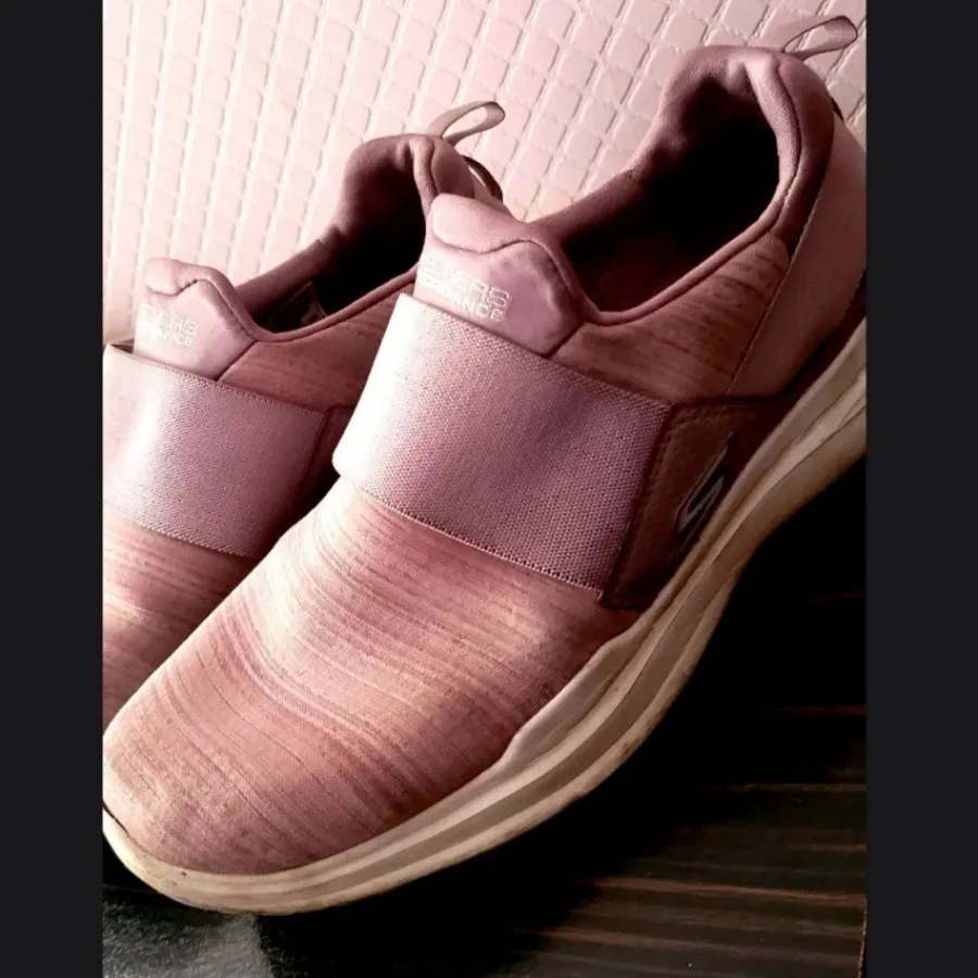 کتونی اسکیچرز اصل