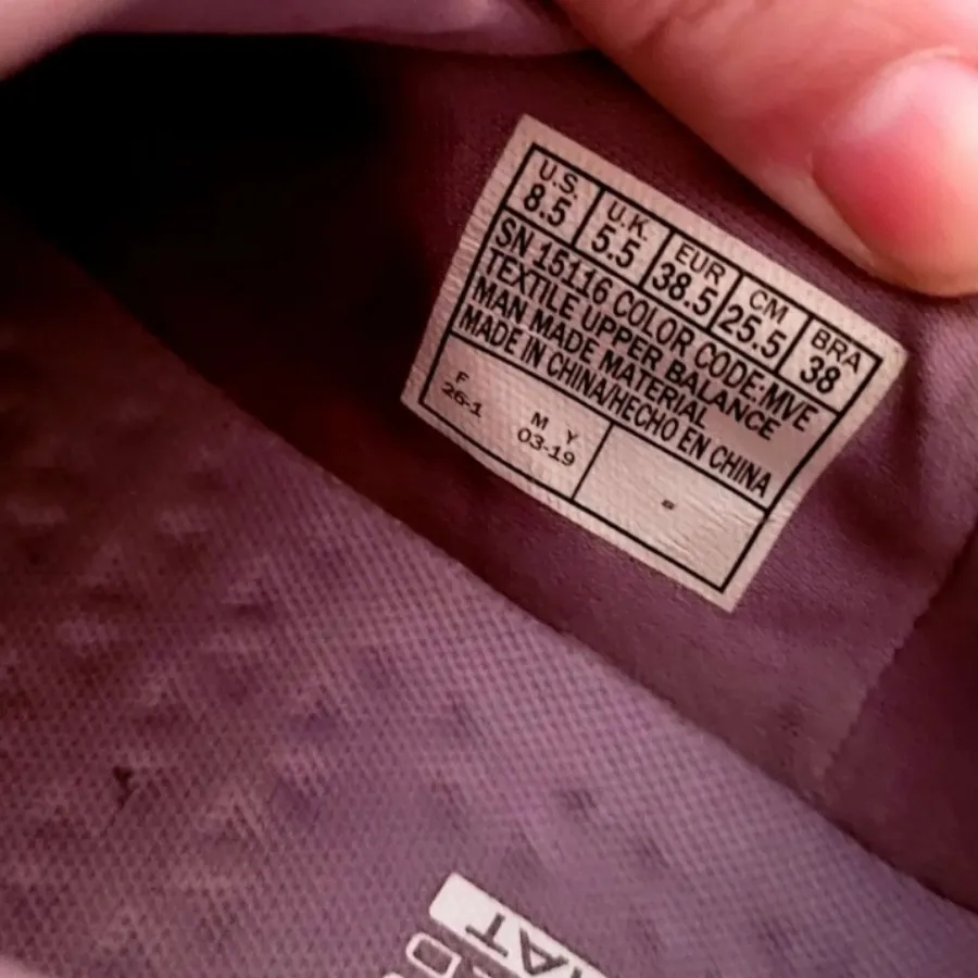 کتونی اسکیچرز اصل