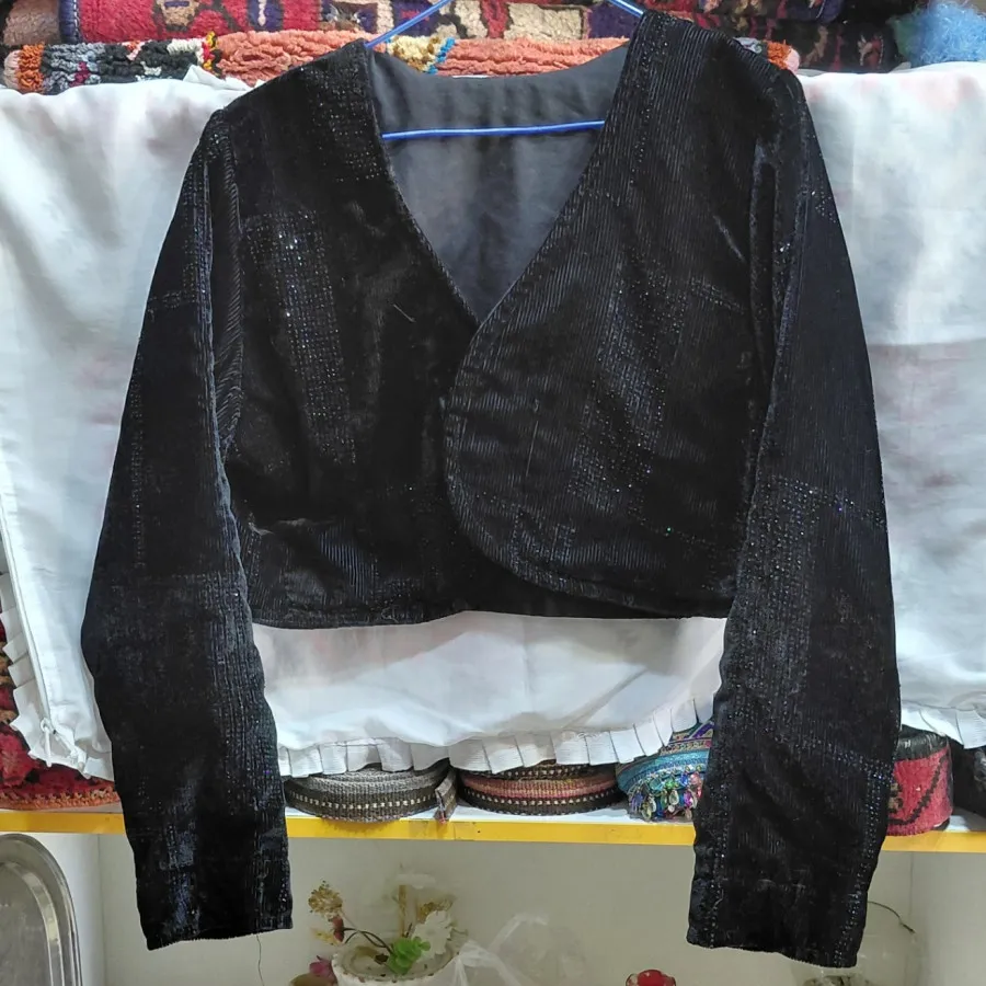 کراپ کت مخمل