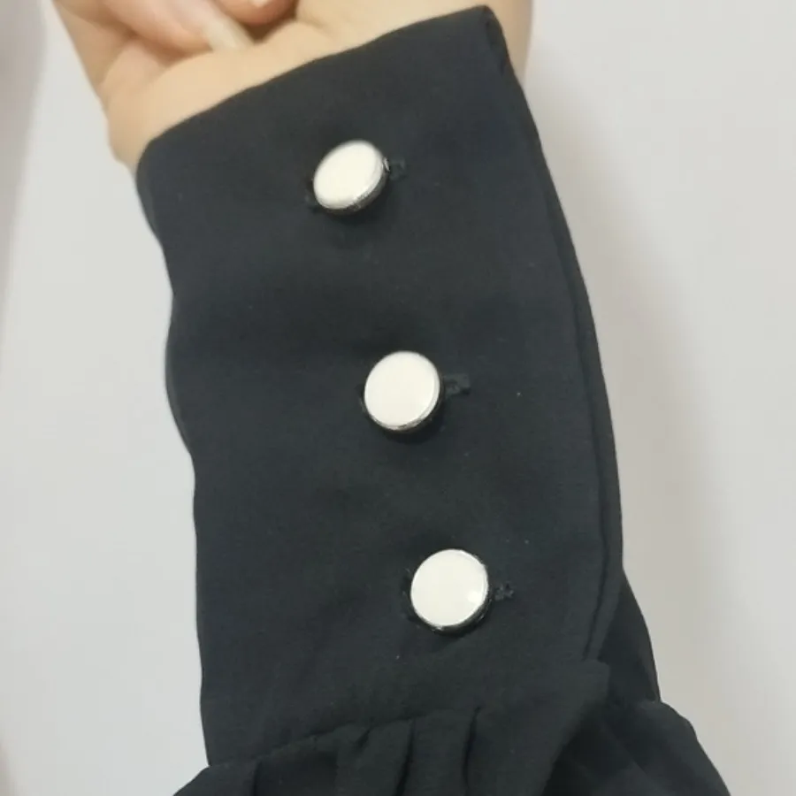 ساق دست دکمه دار