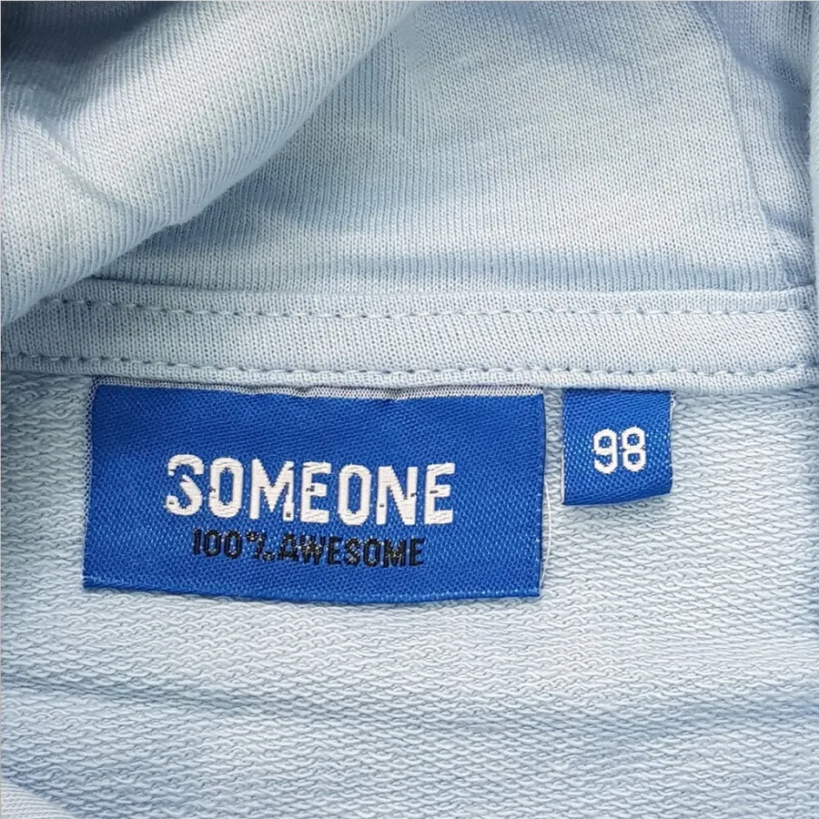 هودی دورس پسرانهSomeone