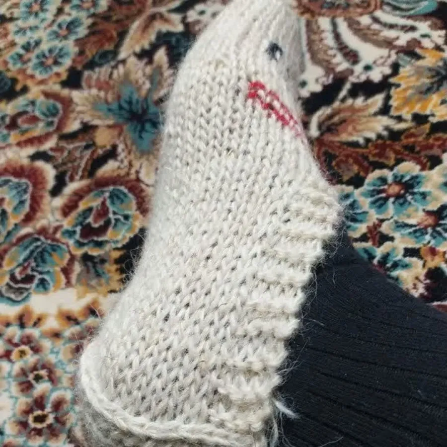 پاپوش سفید پشمی