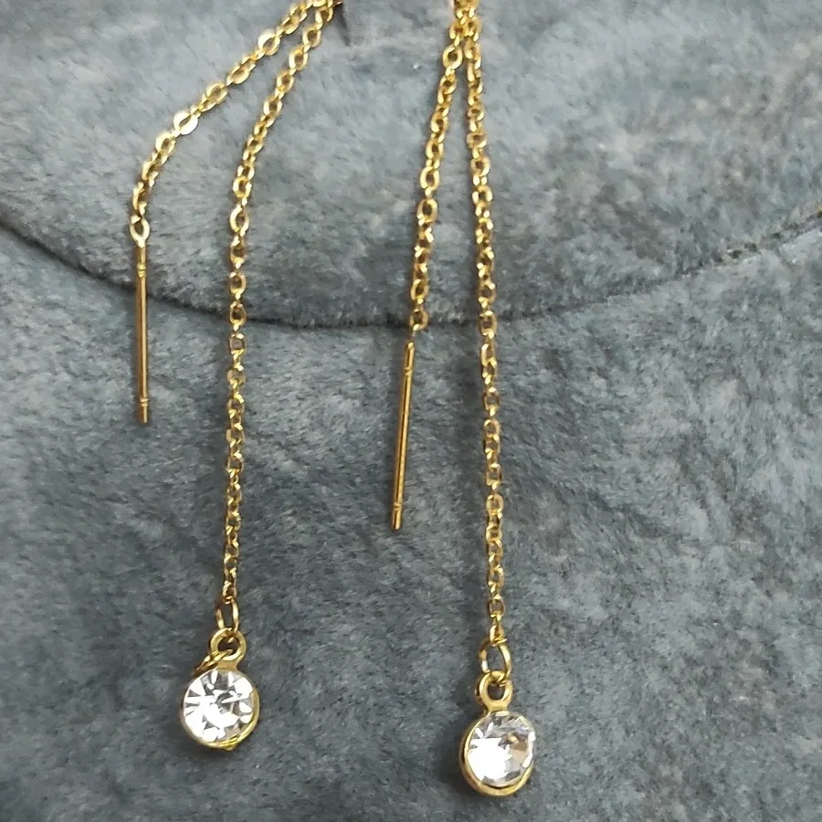 گوشواره بخیه ای تک نگین