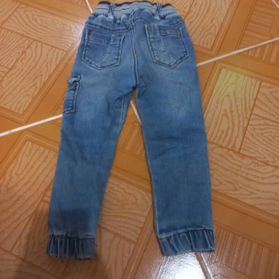 شلوار لی بچگانه