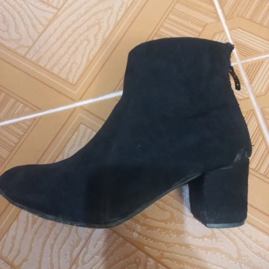 بوت سایز 38