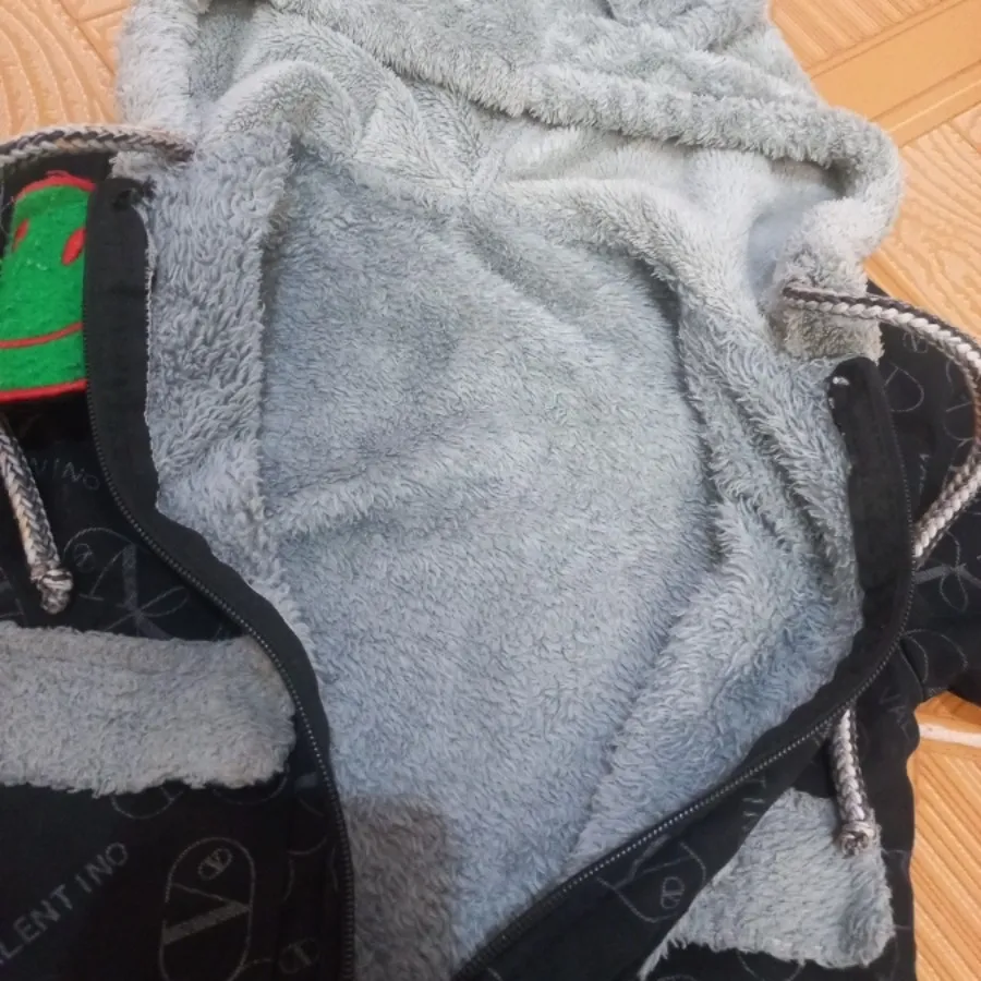 کاپشن بچگانه