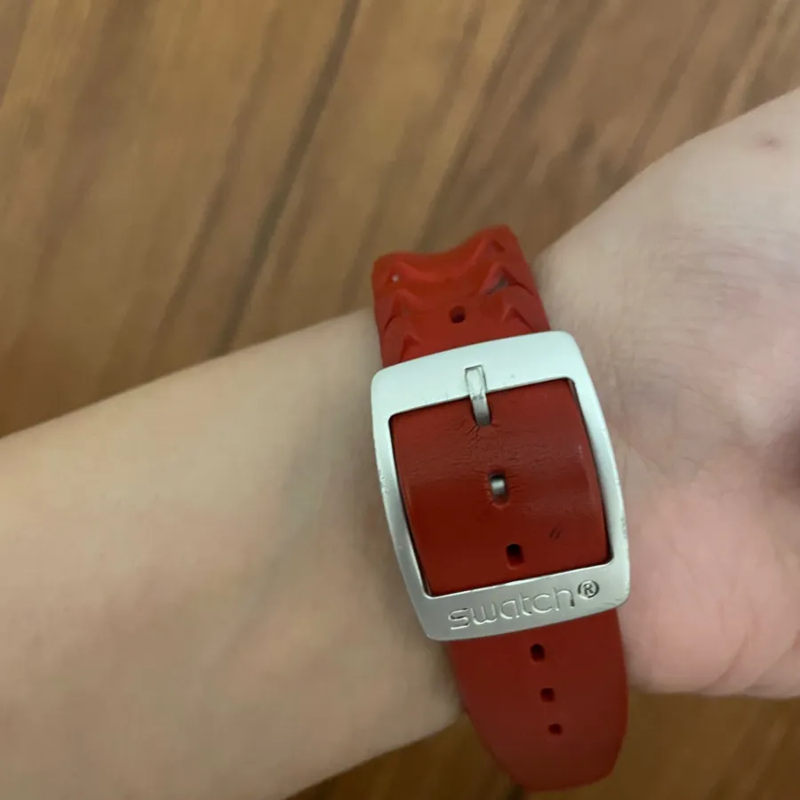 ساعت سوااچ زنانه