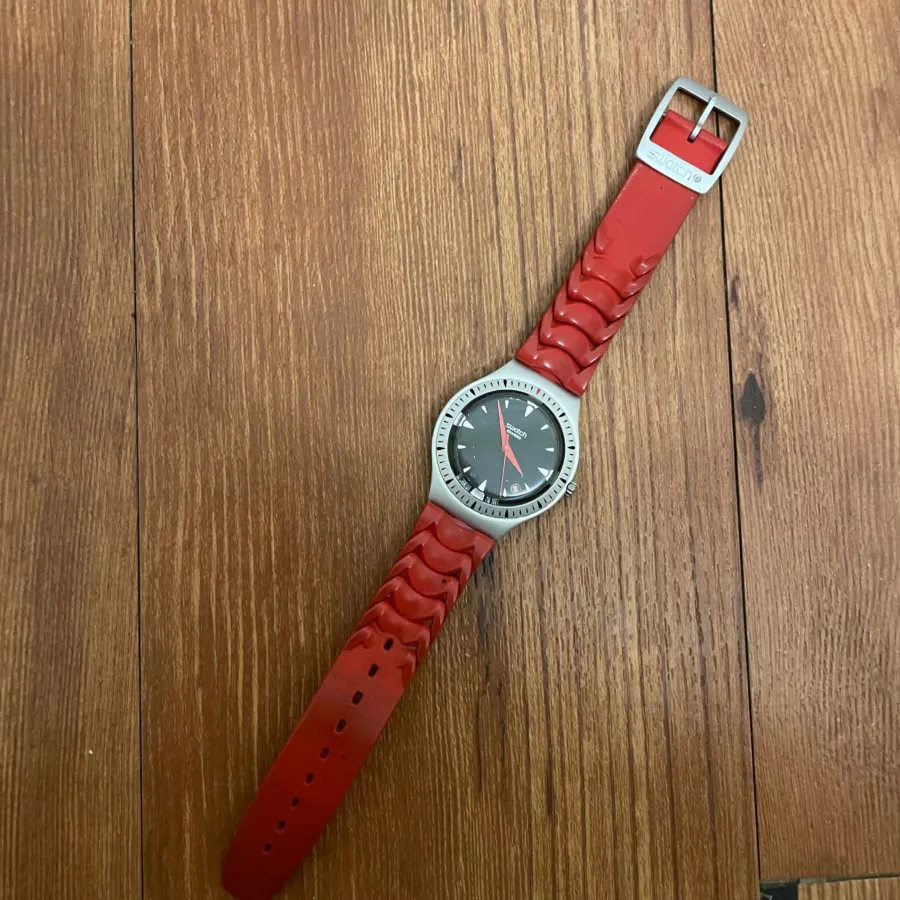 ساعت سوااچ زنانه