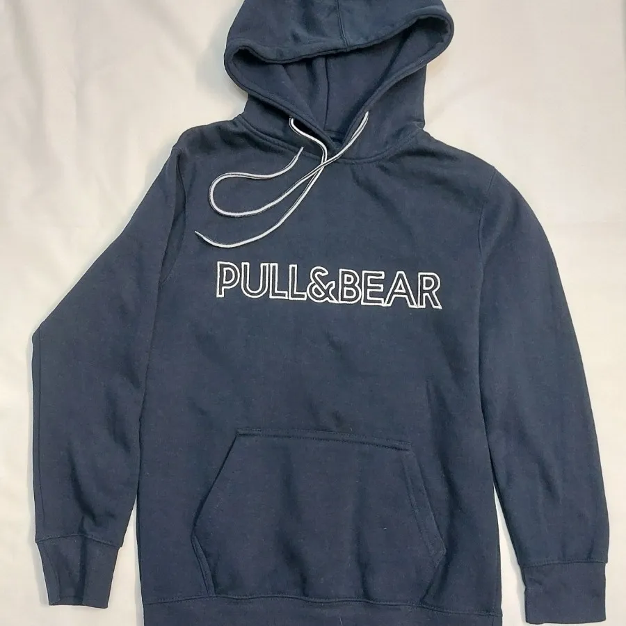 هودی کلاه دار