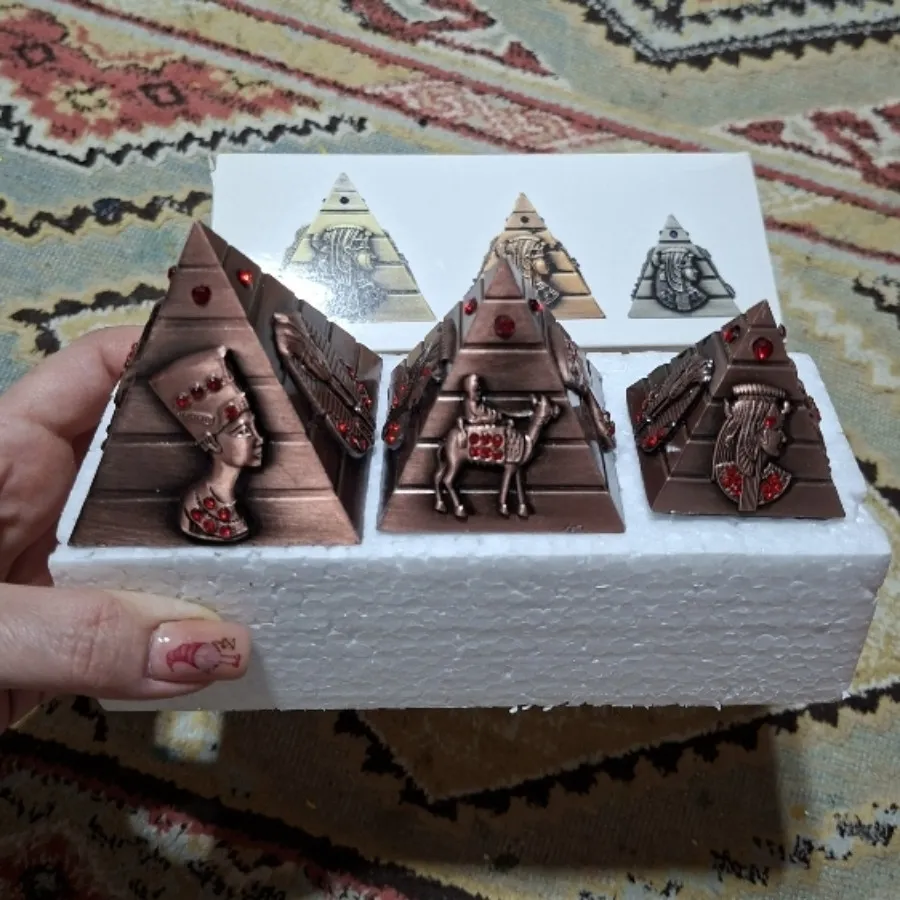 اهرام مصر فلزی دکوری