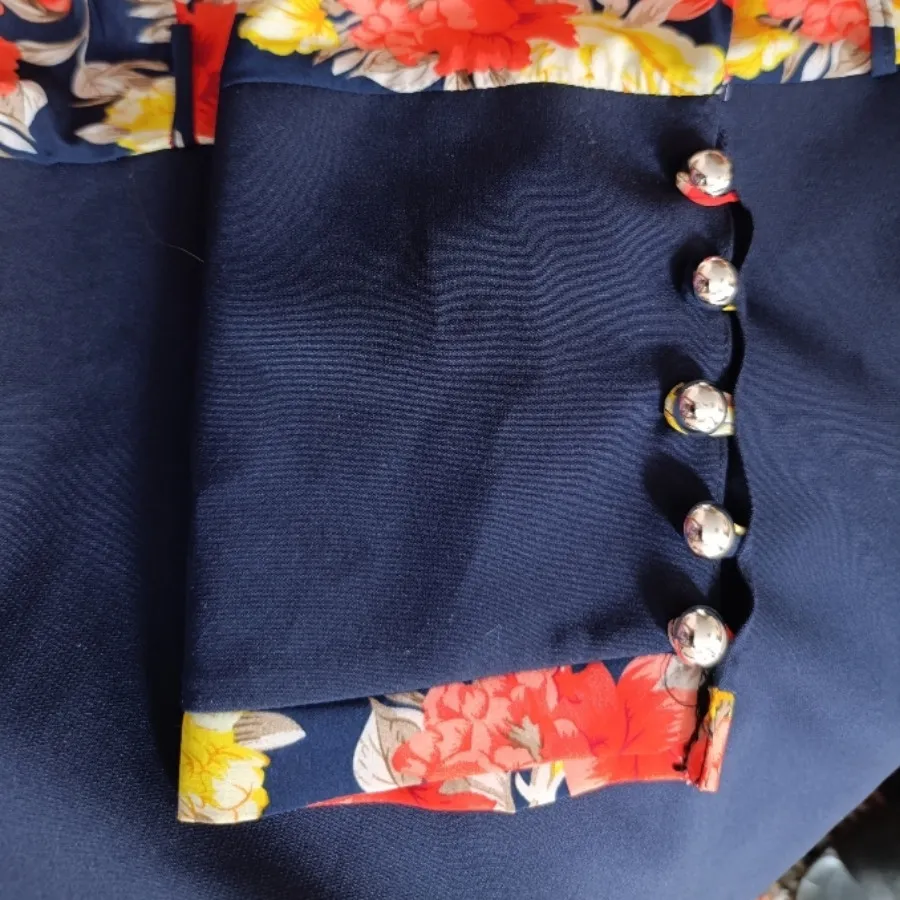 پیراهن دخترانه