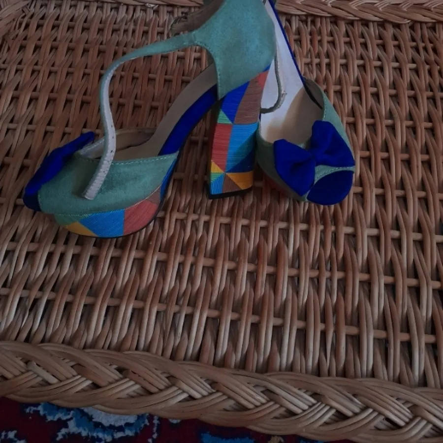 کفش مجلسی