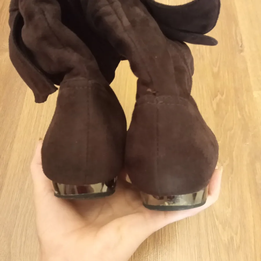 بوت جیر قهوه ای