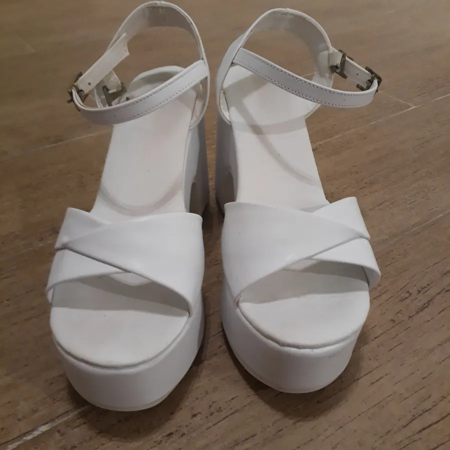 کفش طبی زنانه 39پاشنه 10