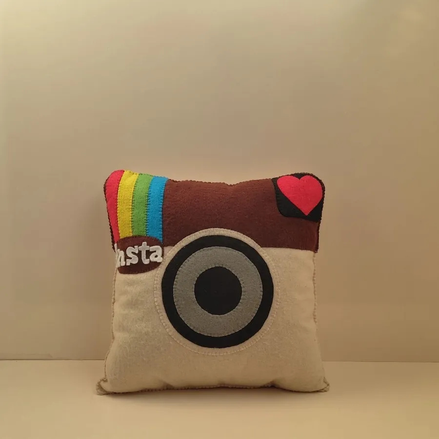 کوسن لوگو اینستاگرام