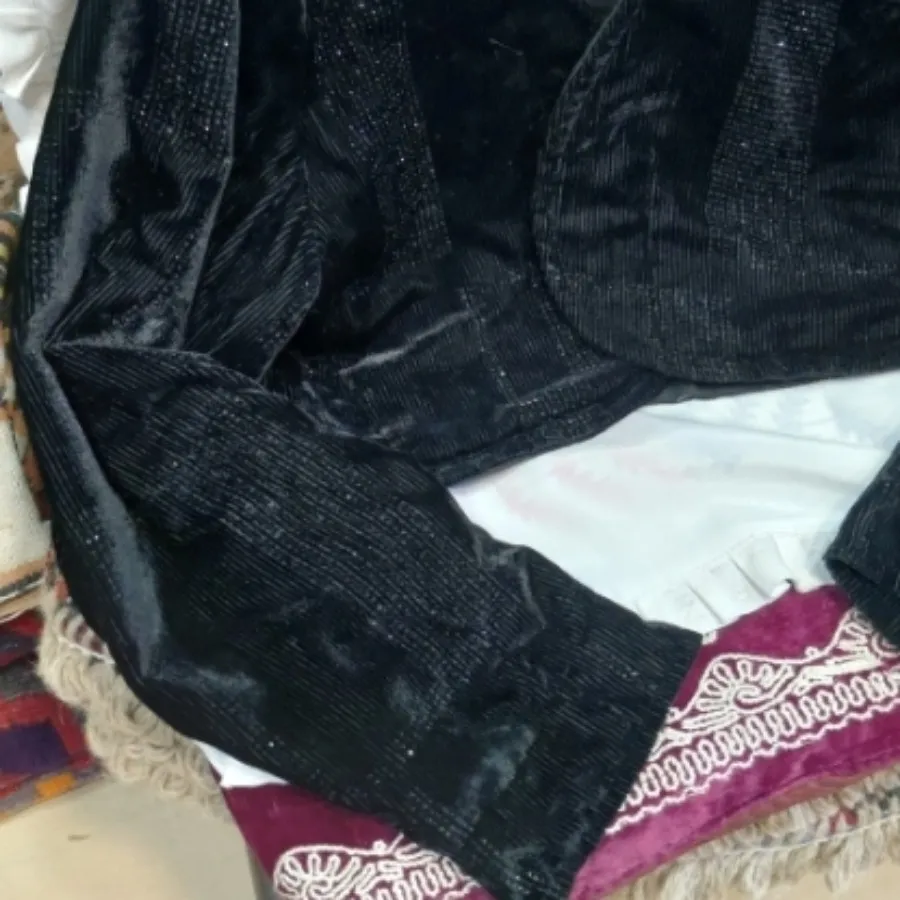 کراپ کت مخمل
