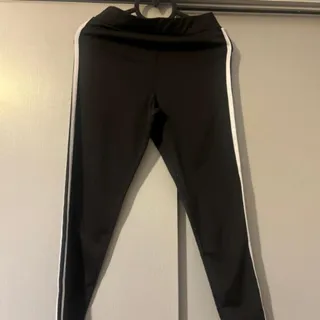 شلوار ورزشی لگ