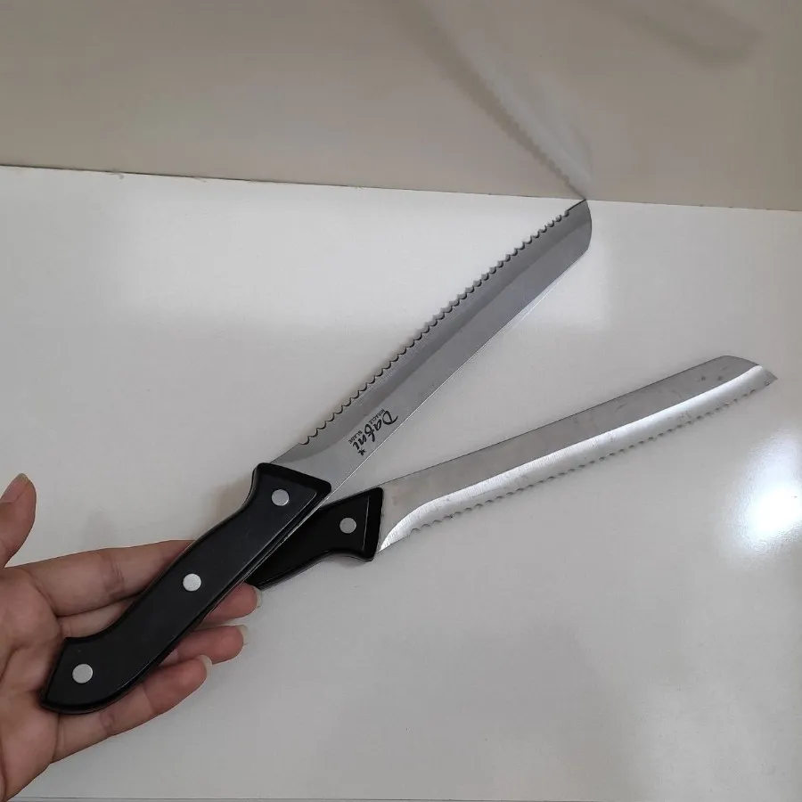 چاقوی نان بری برند دافنی