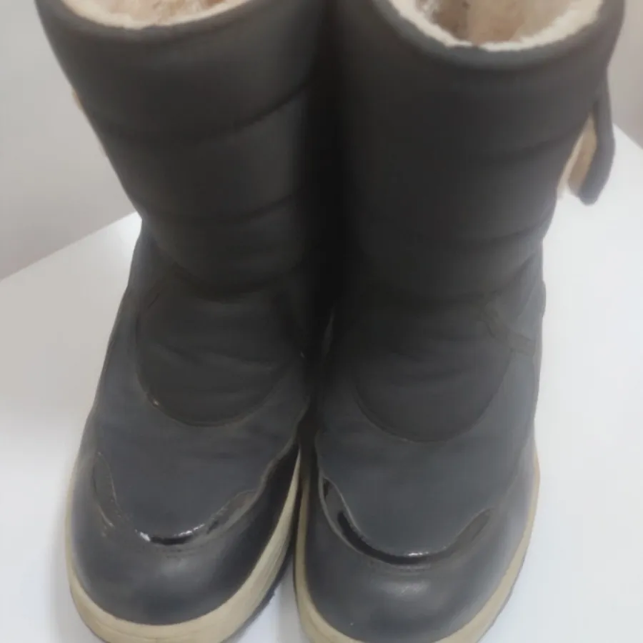 بوت ضد آب کاپشنی مشکی